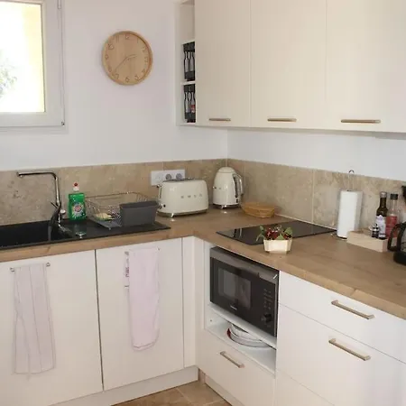 Appart T2 40 M² Pleine Campagne Carpentras Exterior photo